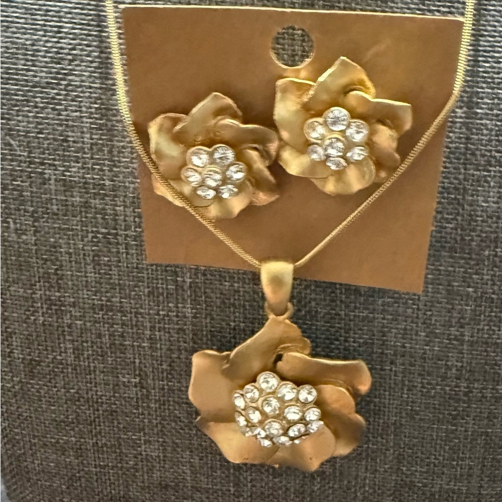 Gold Flower Pendant Necklace with Crystal Center & matching stud earrings.-Set